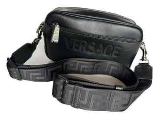NWT 1000 $ Versace Injection Logo Herren-Umhängetasche aus Kalbsleder Schwarz 1006180 
