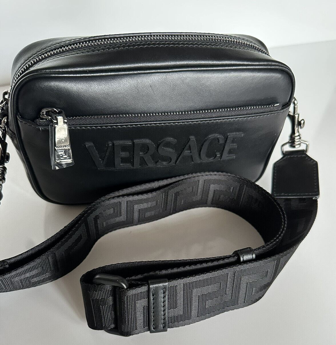 Мужская сумка через плечо из телячьей кожи Versace Injection Logo, NWT $1000, черная 1006180 