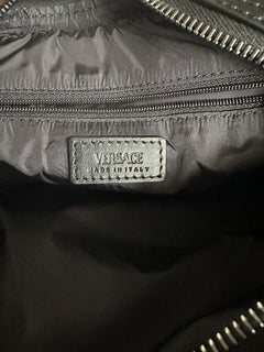 NWT 1000 $ Versace Injection Logo Herren-Umhängetasche aus Kalbsleder Schwarz 1006180 