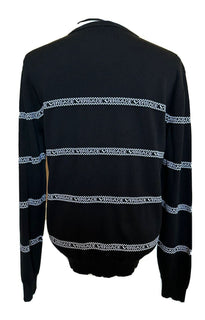 Neu mit Etikett: 850 $ Versace Logo Baumwollstrickpullover Schwarz 50 (Groß) Italien A89468S