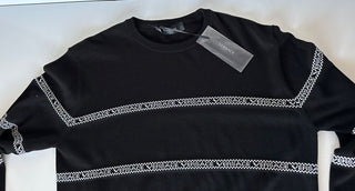 Neu mit Etikett: 850 $ Versace Logo Baumwollstrickpullover Schwarz 50 (Groß) Italien A89468S