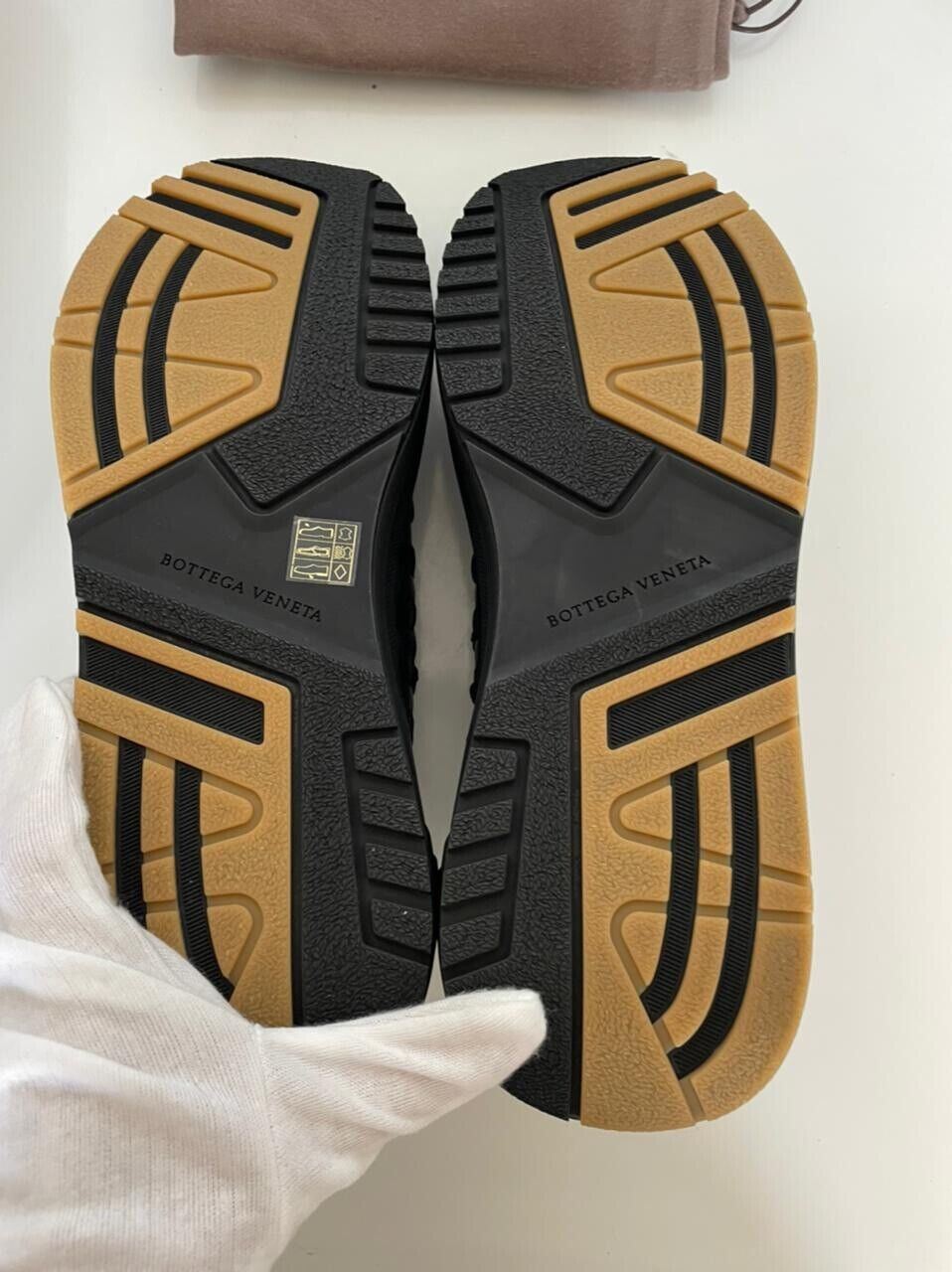 NIB $950 Bottega Veneta Mens Leather Black Sneakers 12.5 US (45.5 Euro) 578305