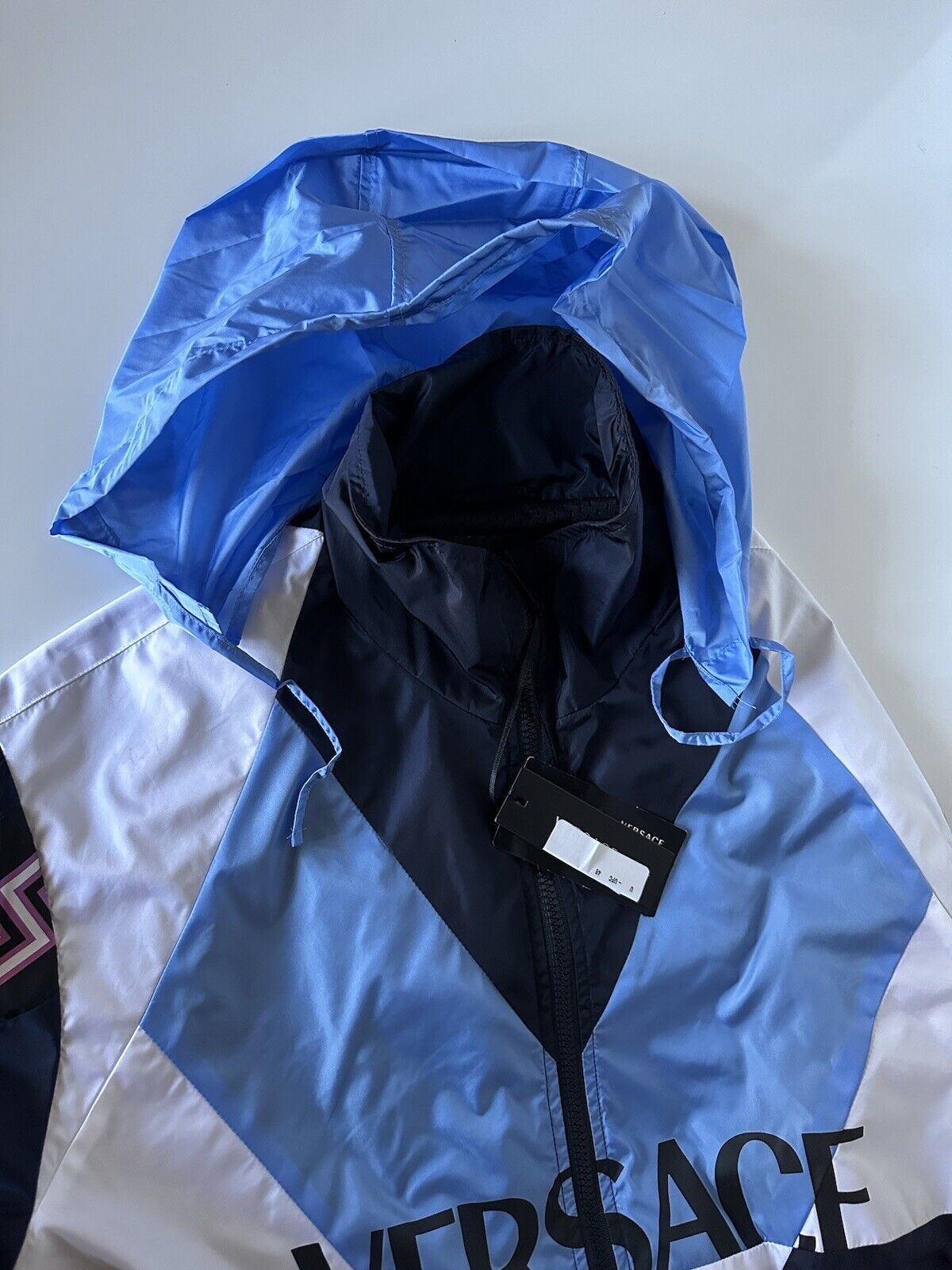 NWT $1295 Versace Мужская нейлоновая куртка-ветровка синяя 48 (M - оверсайз) 1001030 