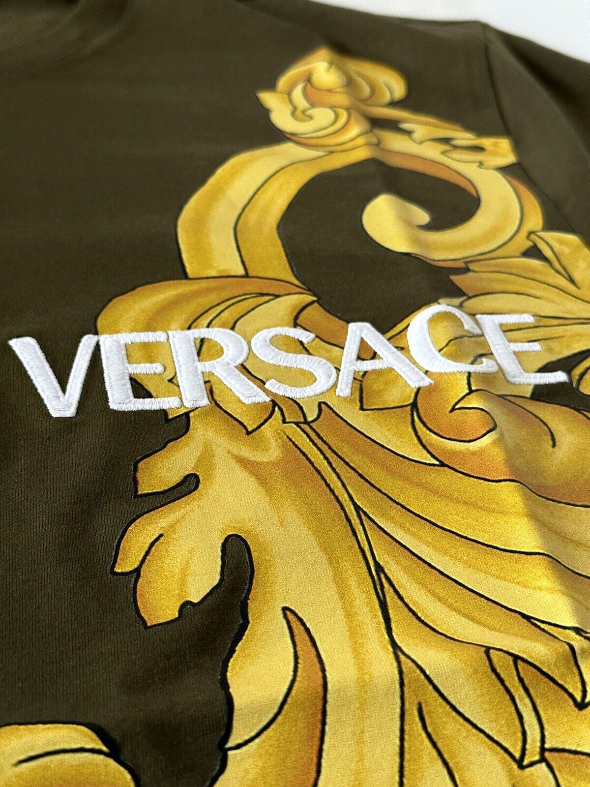 NWT Versace Футболка из джерси цвета хаки с вышитым логотипом Versace, 2XL 1008280