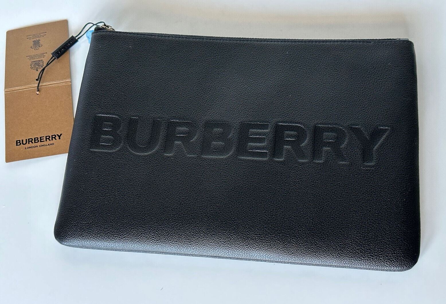 NWT $550 Burberry Black Leather Case Clutch 80528831
