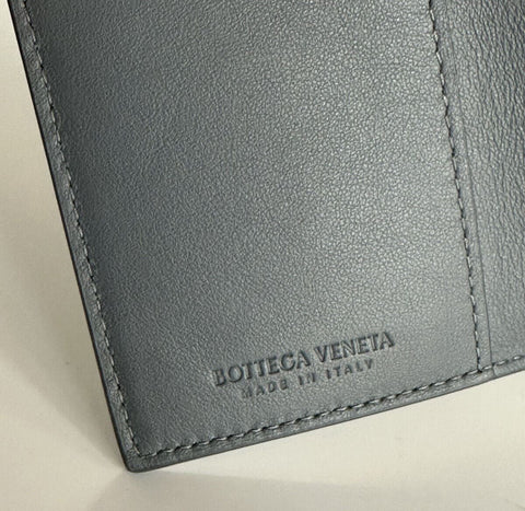 Neu mit Etikett: 420 $ Bottega Veneta Slim Kartenetui aus geprägtem Kalbsleder Grau 592619 Italien