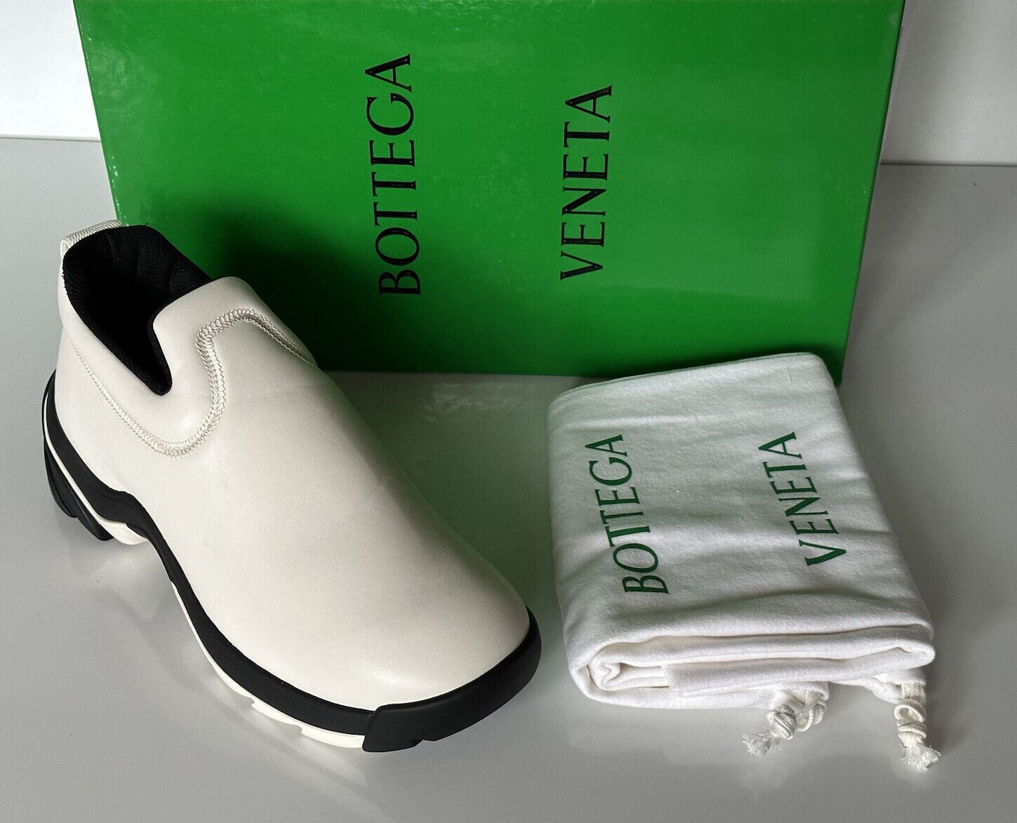 NIB $890 Bottega Veneta Men's Neutral Lagoon Nappa Leather Sneakers 9 US 667069