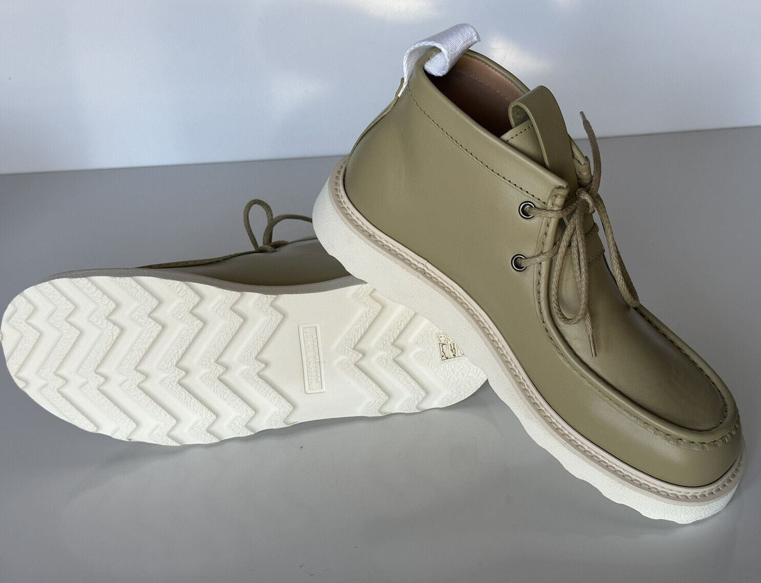 NIB $890 Bottega Veneta Leather Green Lightweight Ankle Boots 10 US 578287 Italy