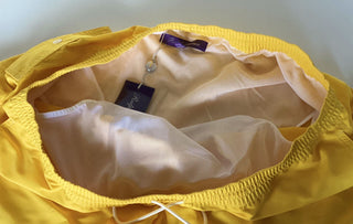 Neu mit Etikett: 295 $ Polo Ralph Lauren Purple Label Herren-Badeshorts in Gelb, Größe L, Portugal 