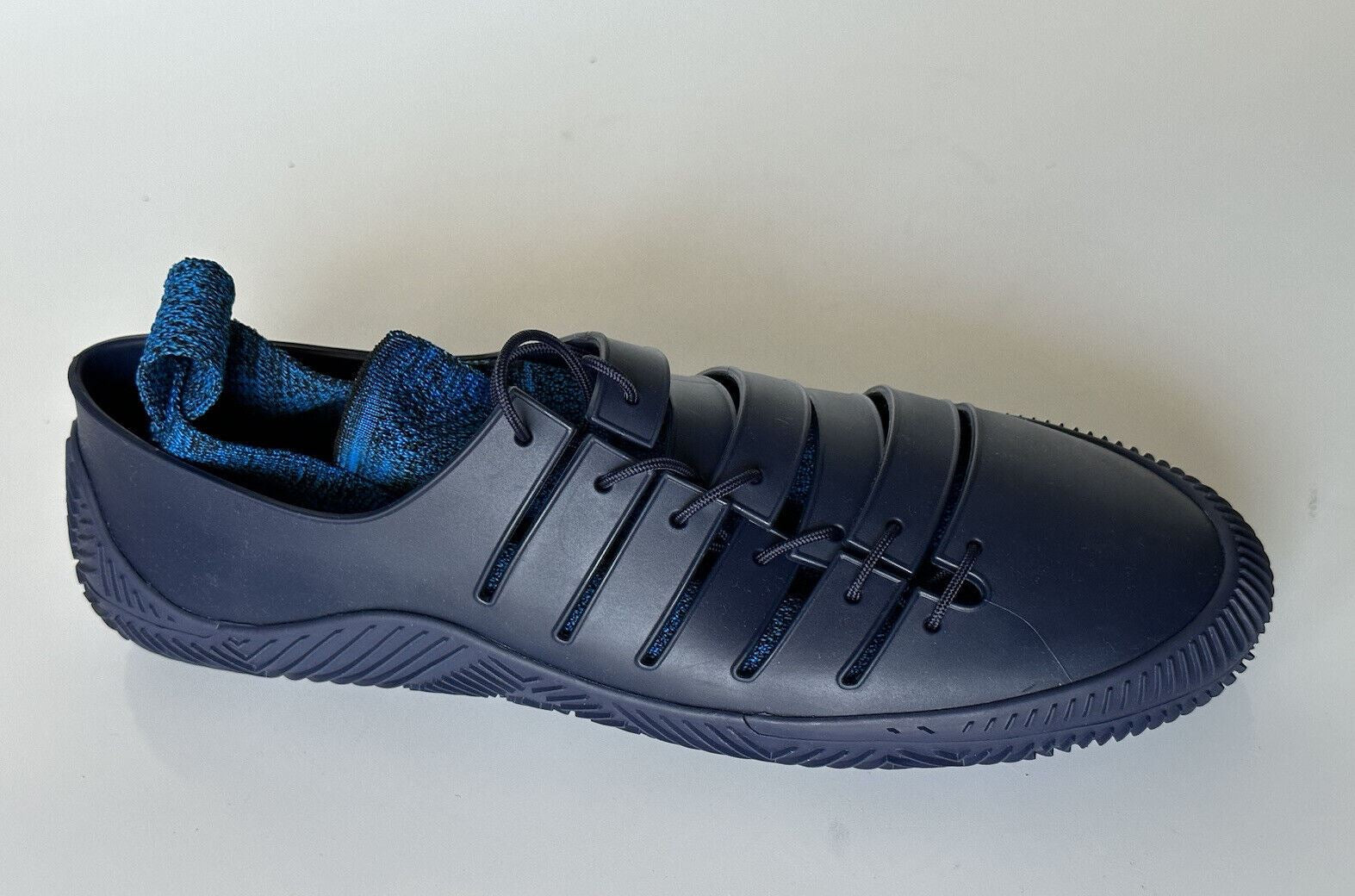 NIB 750 долларов США Bottega Veneta Tech Knit Rubber Blue Climber Кроссовки 10 США 658725 IT 