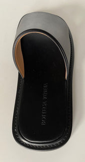 NIB $ 690 Bottega Veneta Herren-Sandalen aus Wiener Kalbsleder Schwarz 7 US 667087 IT 