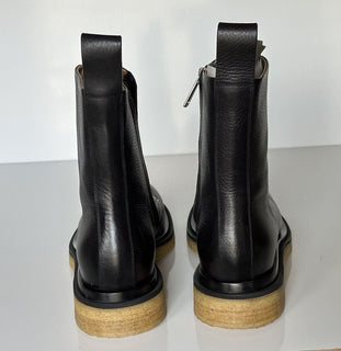 NIB $ 1450 Bottega Veneta Military-Kalbsleder-Schnürstiefel in Schwarz 10,5 610338