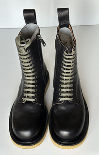 NIB $ 1450 Bottega Veneta Military-Kalbsleder-Schnürstiefel in Schwarz 10,5 610338