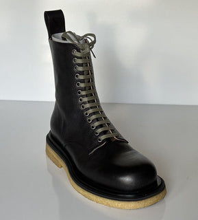 NIB $ 1450 Bottega Veneta Military-Kalbsleder-Schnürstiefel in Schwarz 13 US 610338