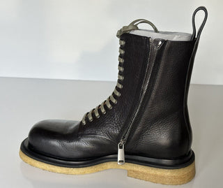 NIB $ 1450 Bottega Veneta Military-Kalbsleder-Schnürstiefel in Schwarz 13 US 610338