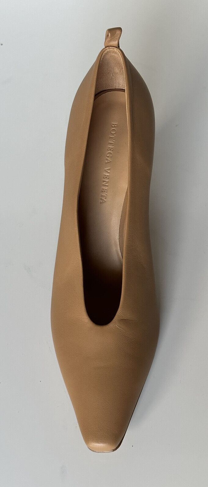 СИН $890 Bottega Veneta Apple Dream Leather Shoes Saddle 9.5 США 574635 Италия