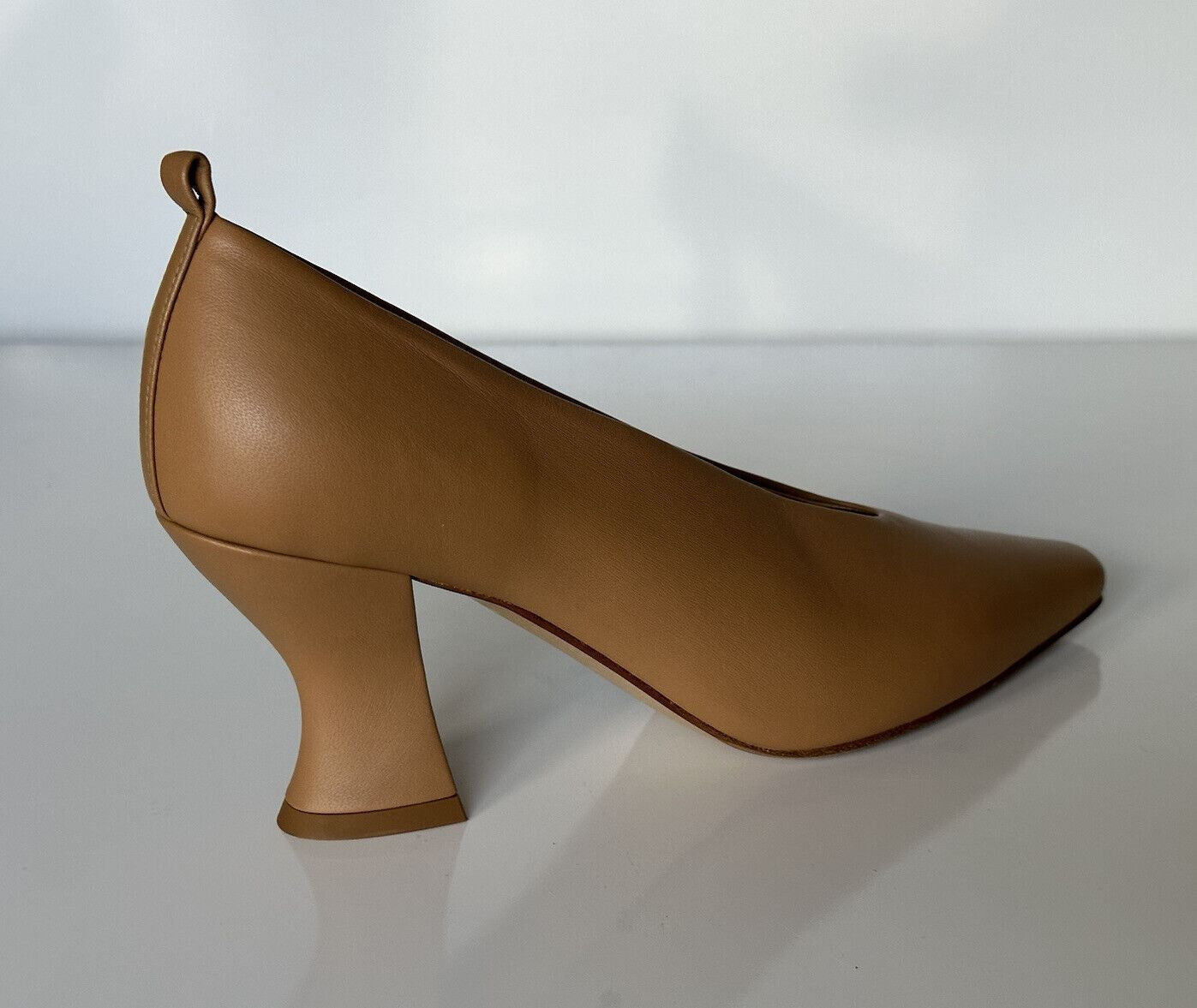 NIB $890 Bottega Veneta Apple Dream Leather Shoes Saddle 9.5 US 574635 Italy