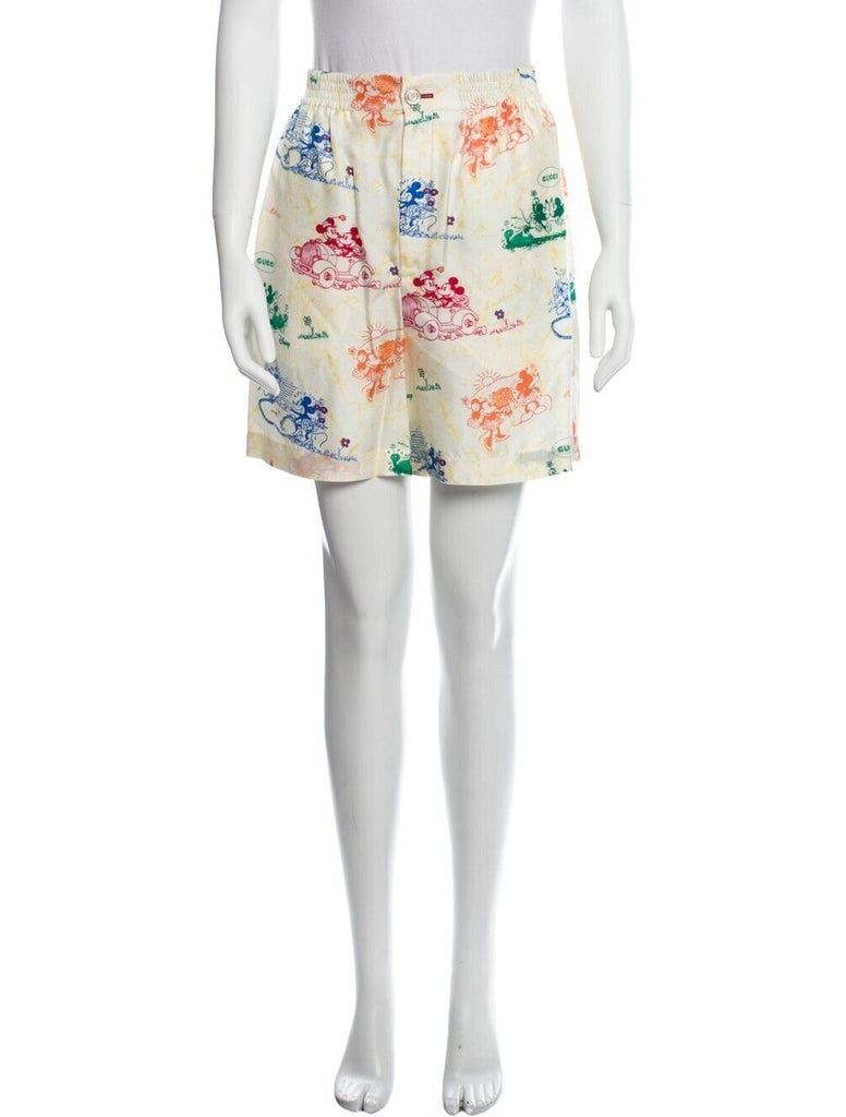 Neu mit Etikett: Gucci Mickey Stories auf Twill, 100 % Seide, elfenbeinfarbene Shorts, Größe 38 (S) 609679