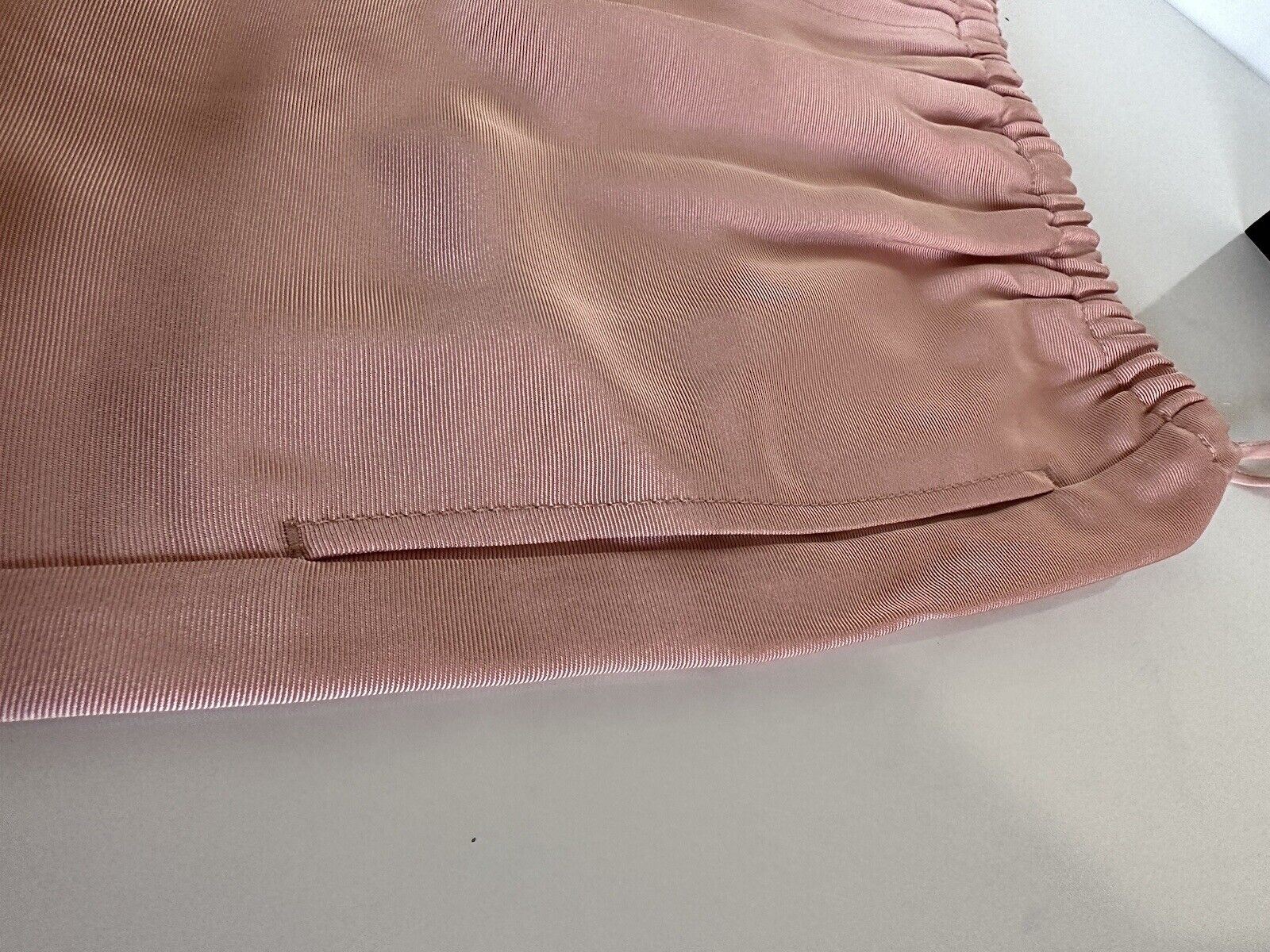 Женские шорты NWT Gucci из шелка и вискозы Iced Pink 36 (XS) 625238 Сделано в Италии