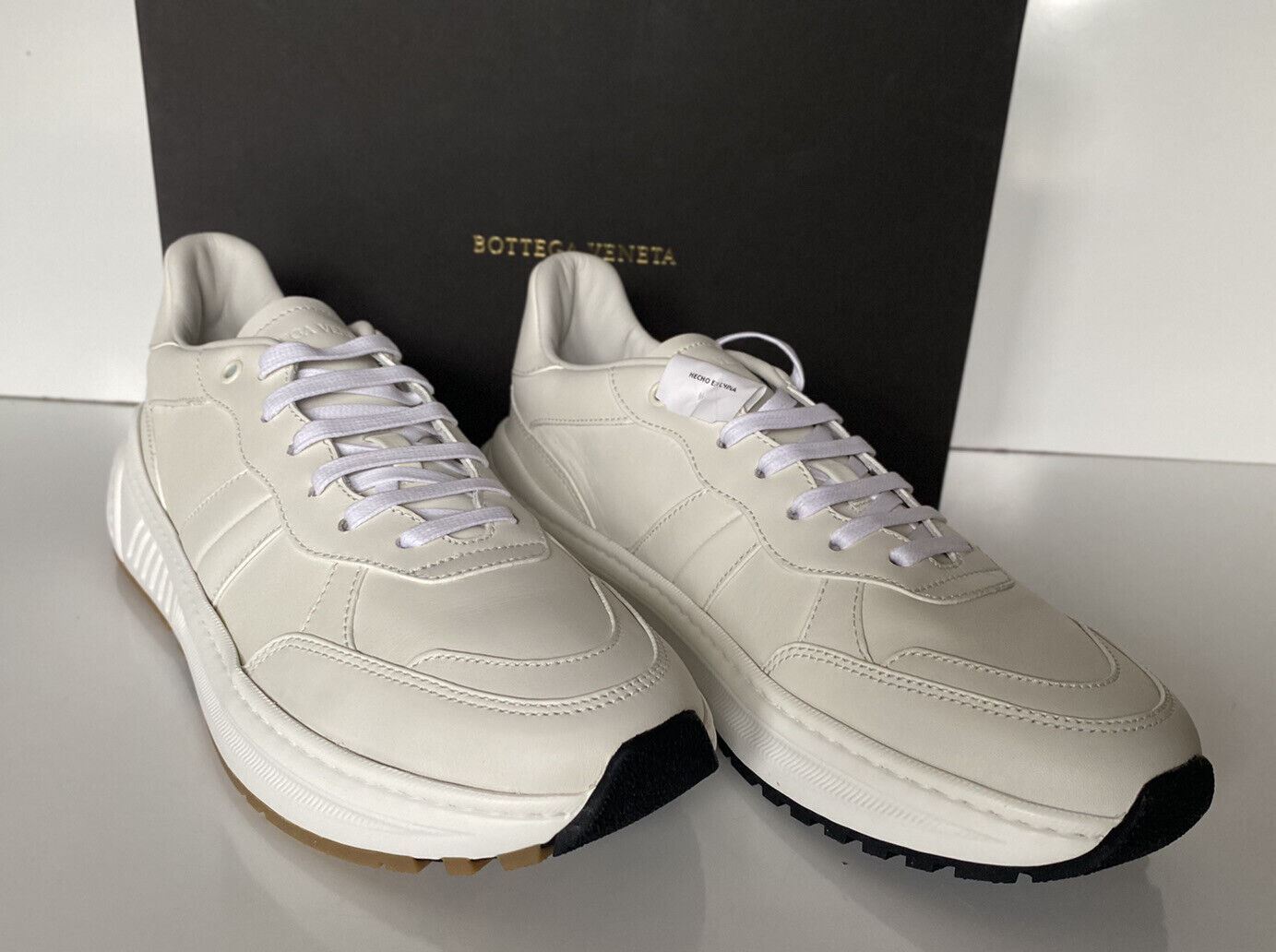 NIB $850 Bottega Veneta Men’s White Calf Leather Sneakers 8.5 US 565646 9117