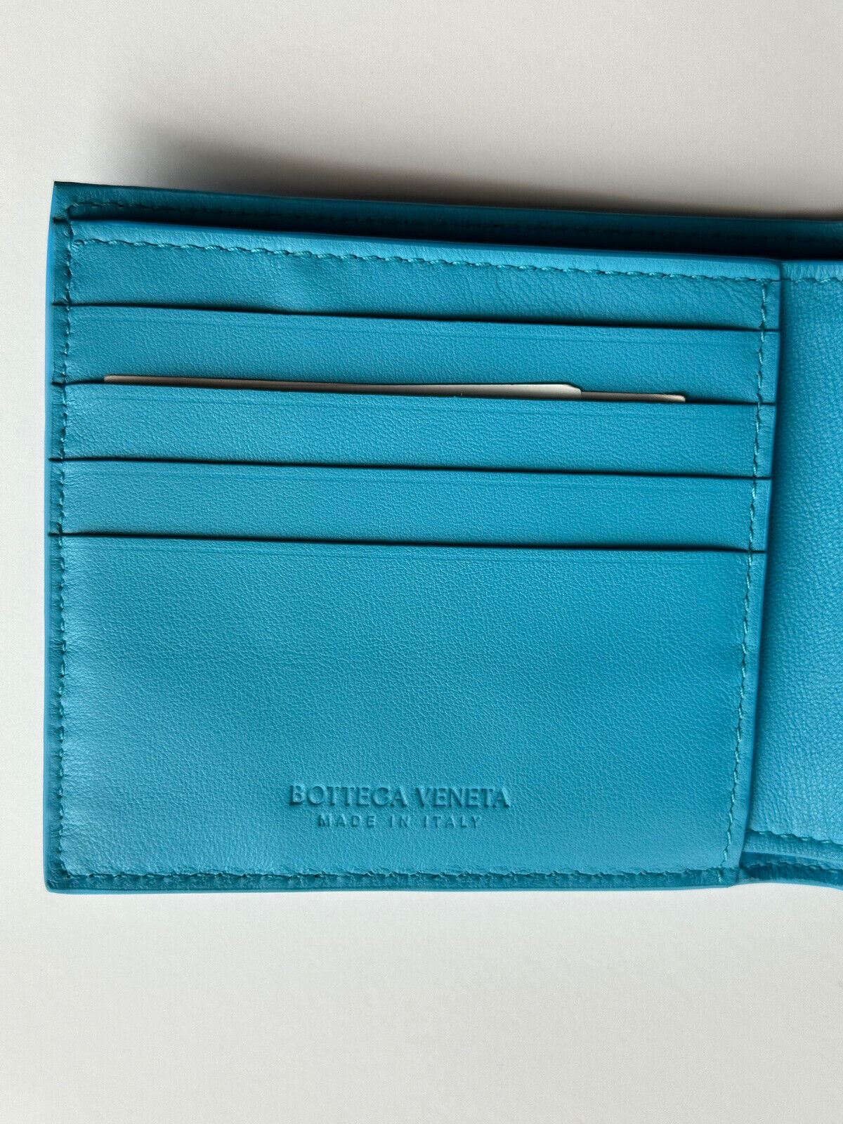 NWT $550 Bottega Veneta Intrecciato Кожаный двойной кошелек для монет небесно-голубого цвета 605722