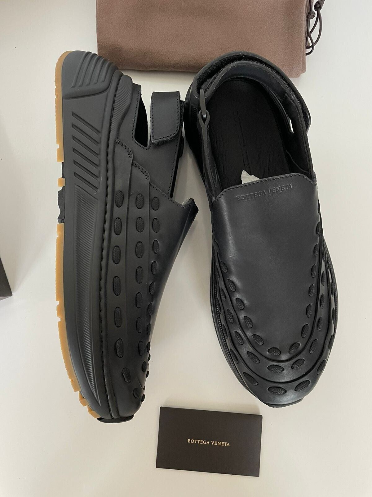 NIB $950 Мужские кожаные черные кроссовки Bottega Veneta Сандалии 12 США (45 ЕС) 578304 
