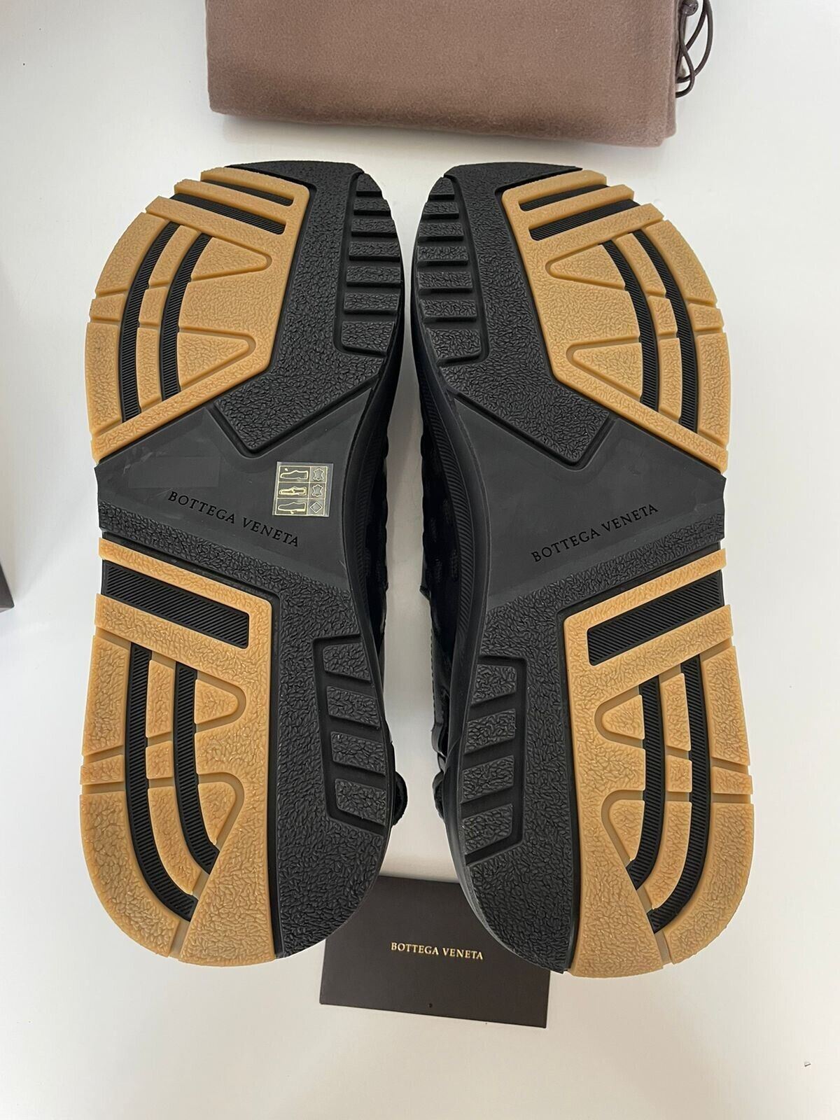 NIB $950 Bottega Veneta Mens Leather Black Sneakers Sandals 13 US (46 Eu) 578304