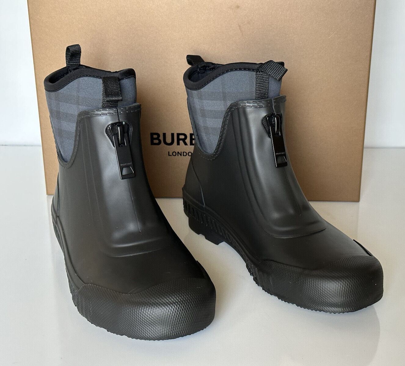NIB Burberry Rubber  Women's Black/Charcoal Ankle Boots 8 US (38 Euro) 8045835