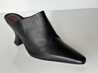 NIB $ 760 Bottega Veneta Napa Leder Black Almond Toe Mules Schuhe 8 US 608838 IT