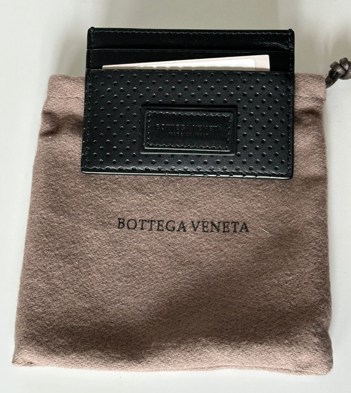 Neu mit Etikett: 250 $ Bottega Veneta Leggero Herren-Kartenetui aus Leder Schwarz 551811 Italien 