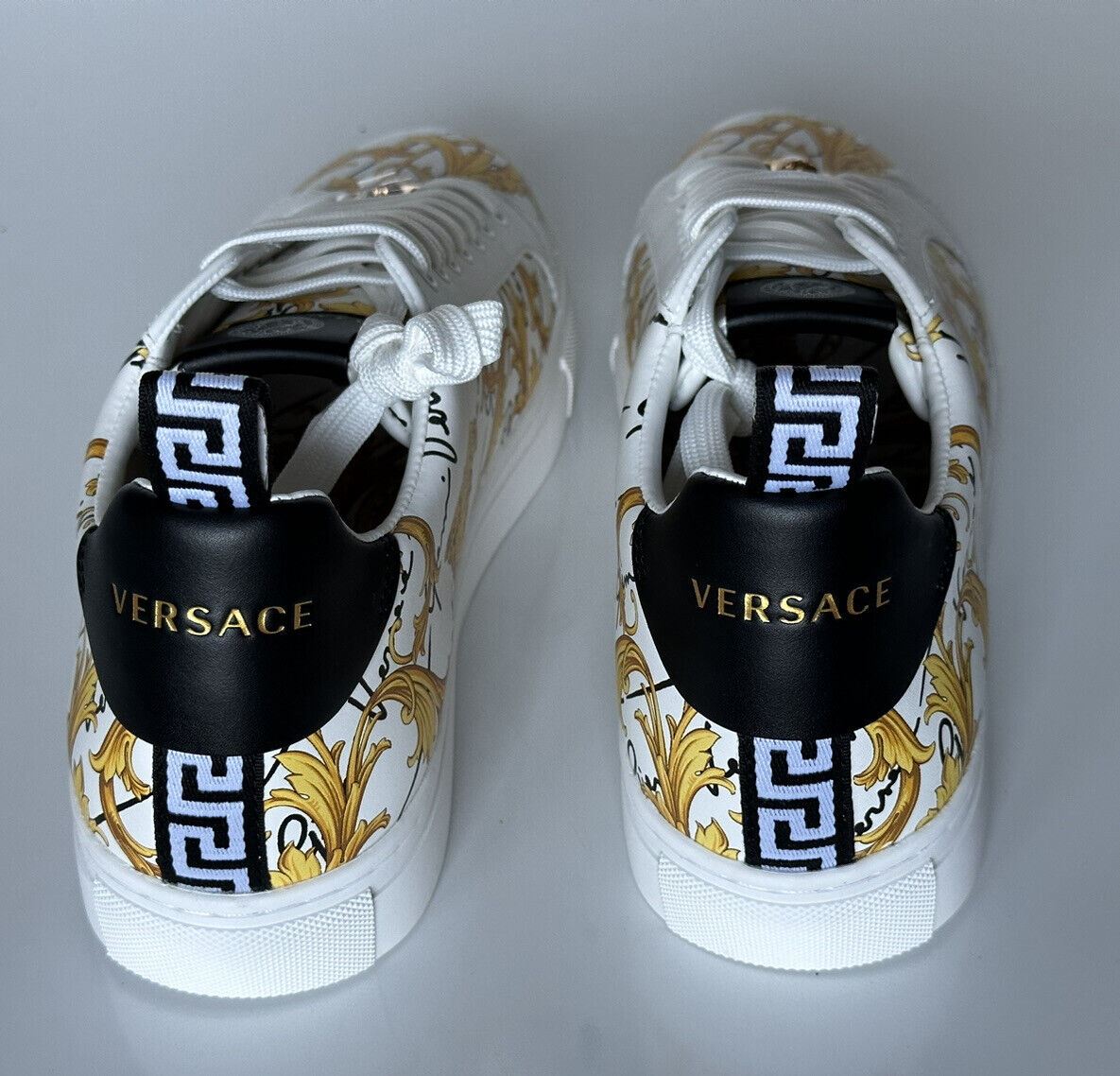 NIB $850 VERSACE Baroque Print White Leather Sneakers 10.5 US (43.5 Eu) 1002778