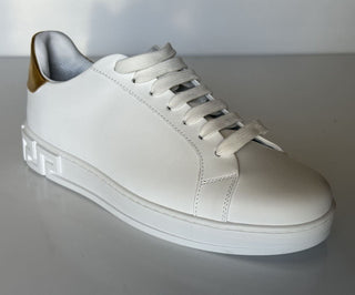 NIB Versace Low Top Damen-Sneaker aus weißem Leder, 9 US (39 Euro), hergestellt in Italien 