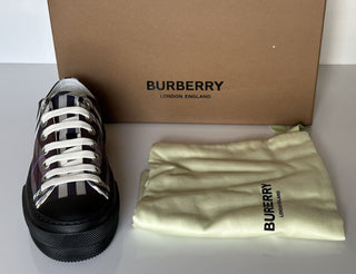 NIB 590 $ Burberry Deep Maroon Low Top Sneakers für Damen 8 US (38 Eu) 8057611 IT 