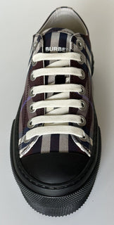 NIB 590 $ Burberry Deep Maroon Low Top Sneakers für Damen 8 US (38 Eu) 8057611 IT 