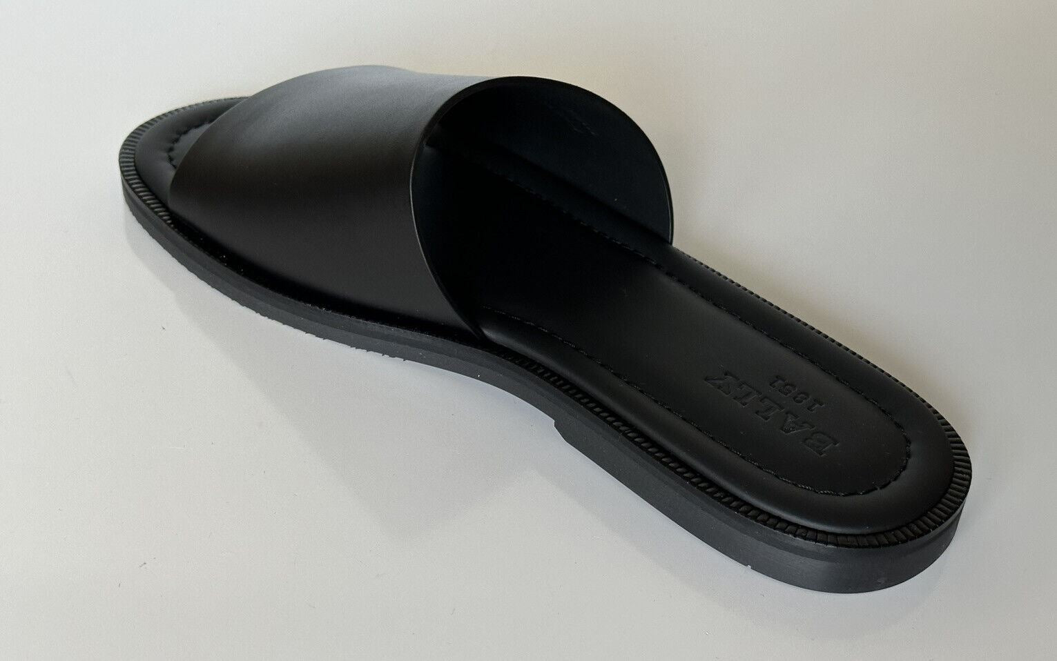 NIB Bally Men's Jaamer Leather Black Slides Sandals 9 US (42 Euro) 6238058 Italy
