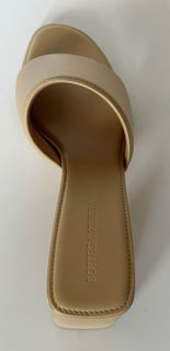 NIB $ 760 Bottega Veneta Kalbsleder Sandalen Schuhe Rohrzucker 9 US 651378 Italien 