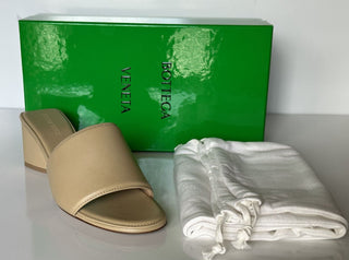 NIB $ 760 Bottega Veneta Kalbsleder Sandalen Schuhe Rohrzucker 9 US 651378 Italien 