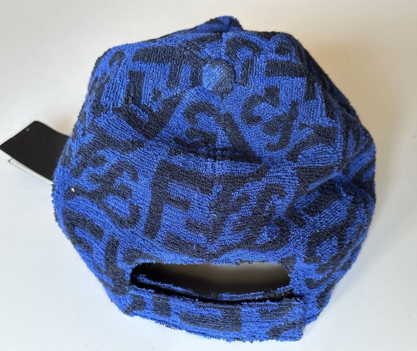 Бейсбольная кепка Fendi из махровой ткани, синяя/красная шляпа, Сделано в Италии, FXQ776, NWT, 530 долларов США. 