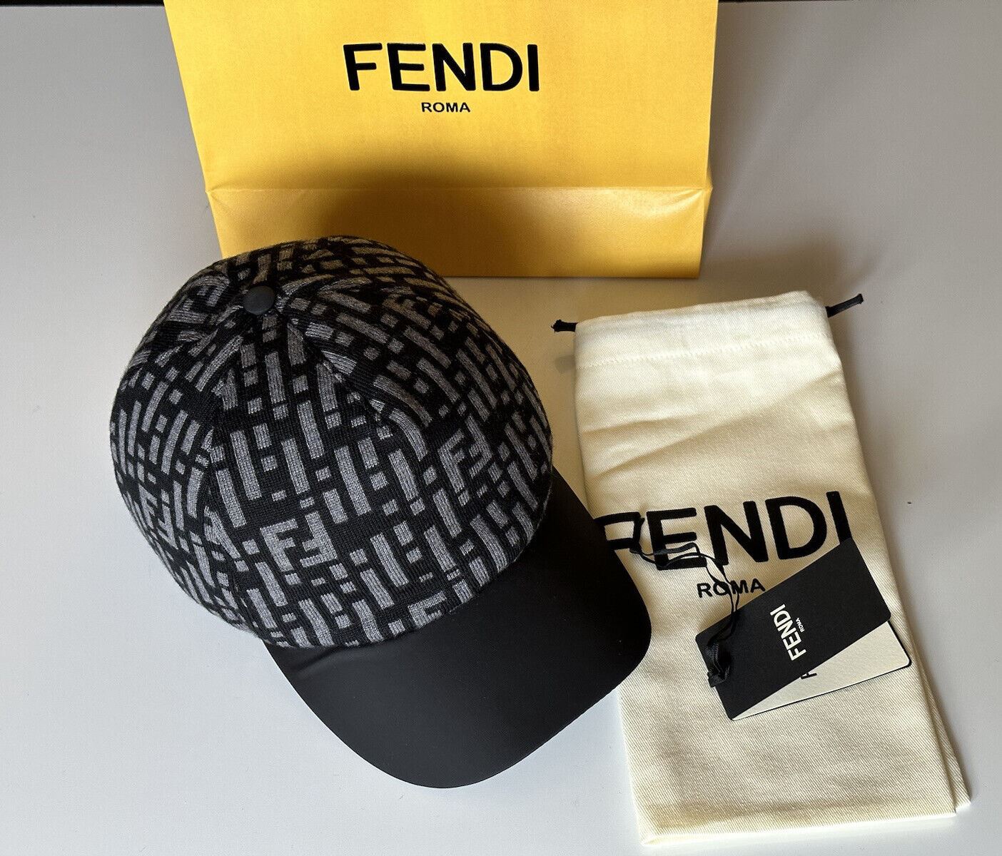 Бейсболка с логотипом Fendi, серая/черная шляпа, Сделано в Италии, FXQ782, NWT, 530 долларов США. 