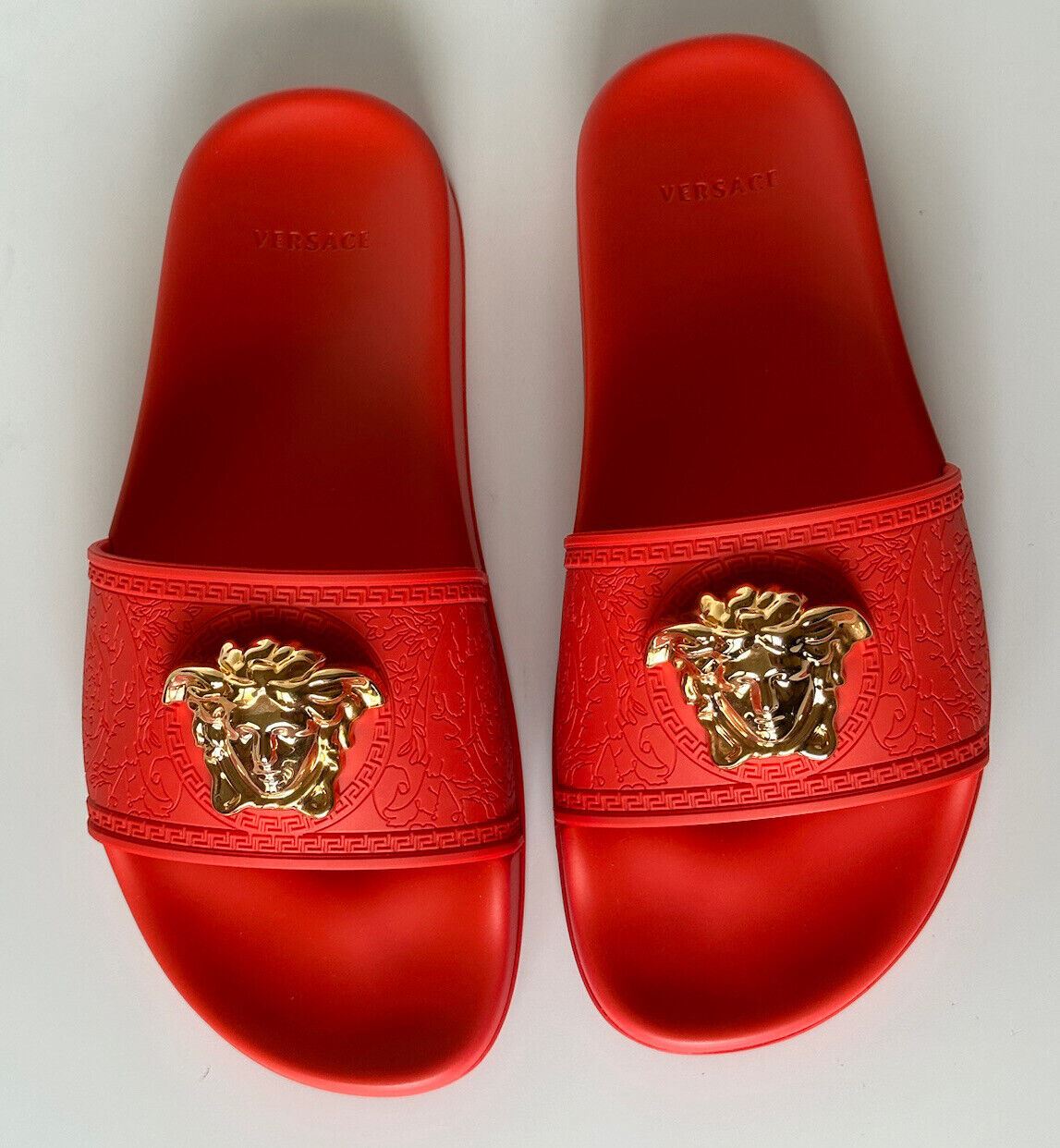 NIB $450 Versace Medusa Head Slides Sandals Red 9 US (39 Euro) DSR262CN
