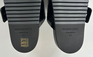 Женские блестящие черные сандалии Burberry Olympia стоимостью 770 долларов США 7 США (37) 8053308 Италия 
