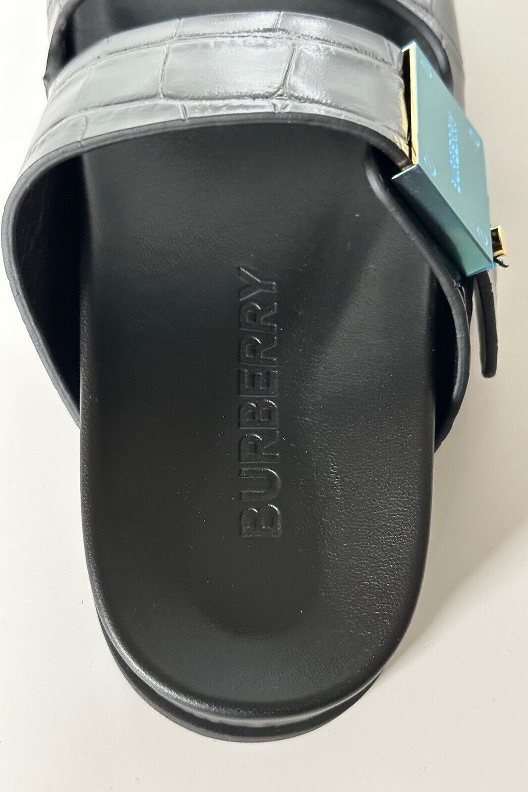 NIB $ 770 Burberry Olympia Damen-Sandalen in glänzendem Schwarz 7 US (37) 8053308 Italien 