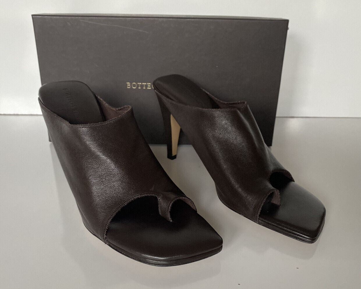 NIB $920 Bottega Veneta Leather Mules with High Vamp Brown Shoes 7.5 US 618760