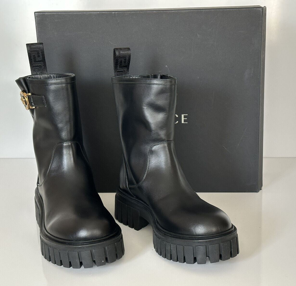 NIB 1300 $ Versace Leder Schwarze Lederstiefeletten 9 US (39 Euro) 1002863 Spanien 