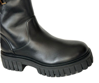Versace Black Leather Boots 9 US (39 Euro) 1002863 Spain NIB $1300