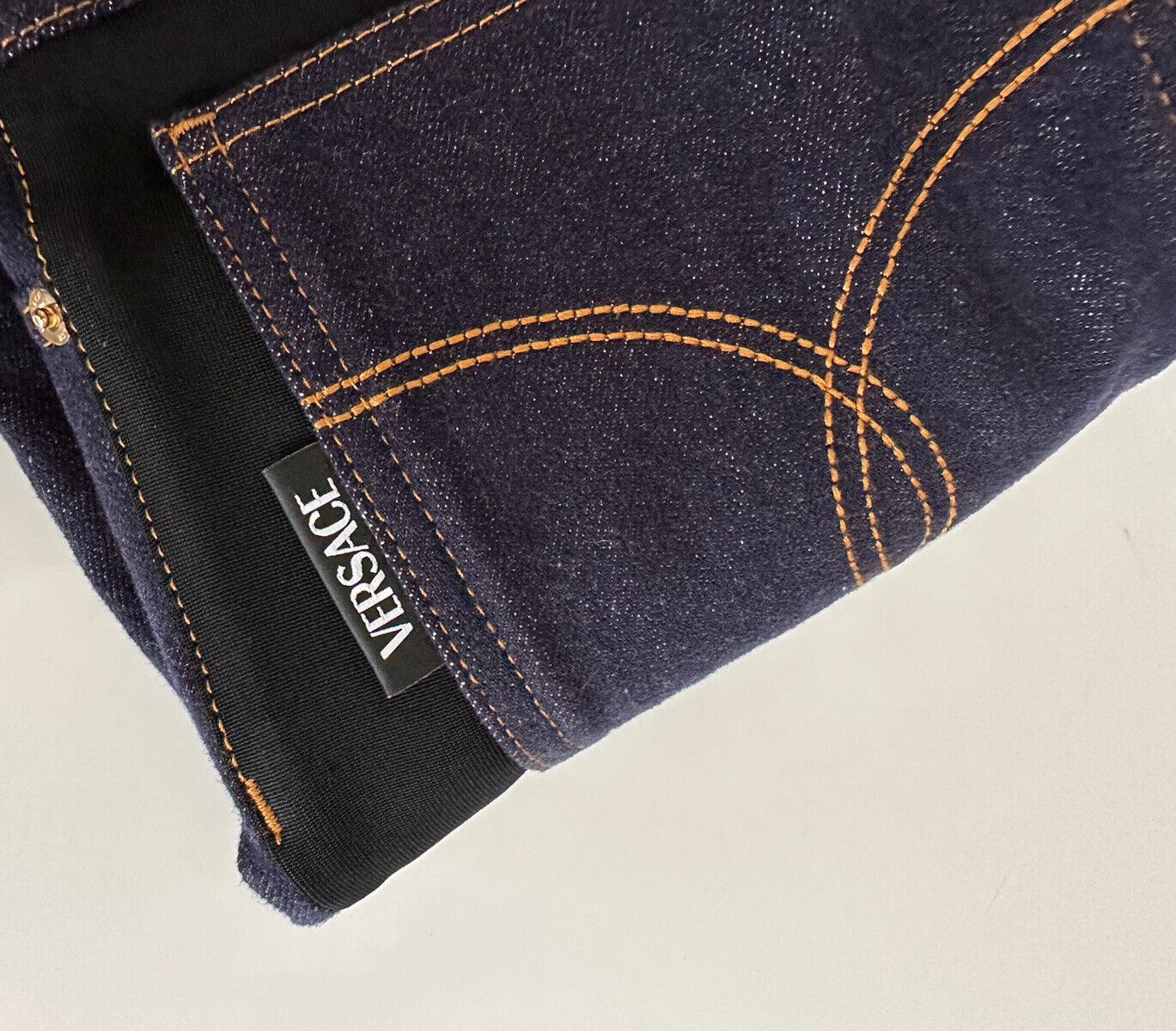Женские синие джинсы Versace NWT, 925 долларов, размер 27, США, 1003998, сделано в Италии.