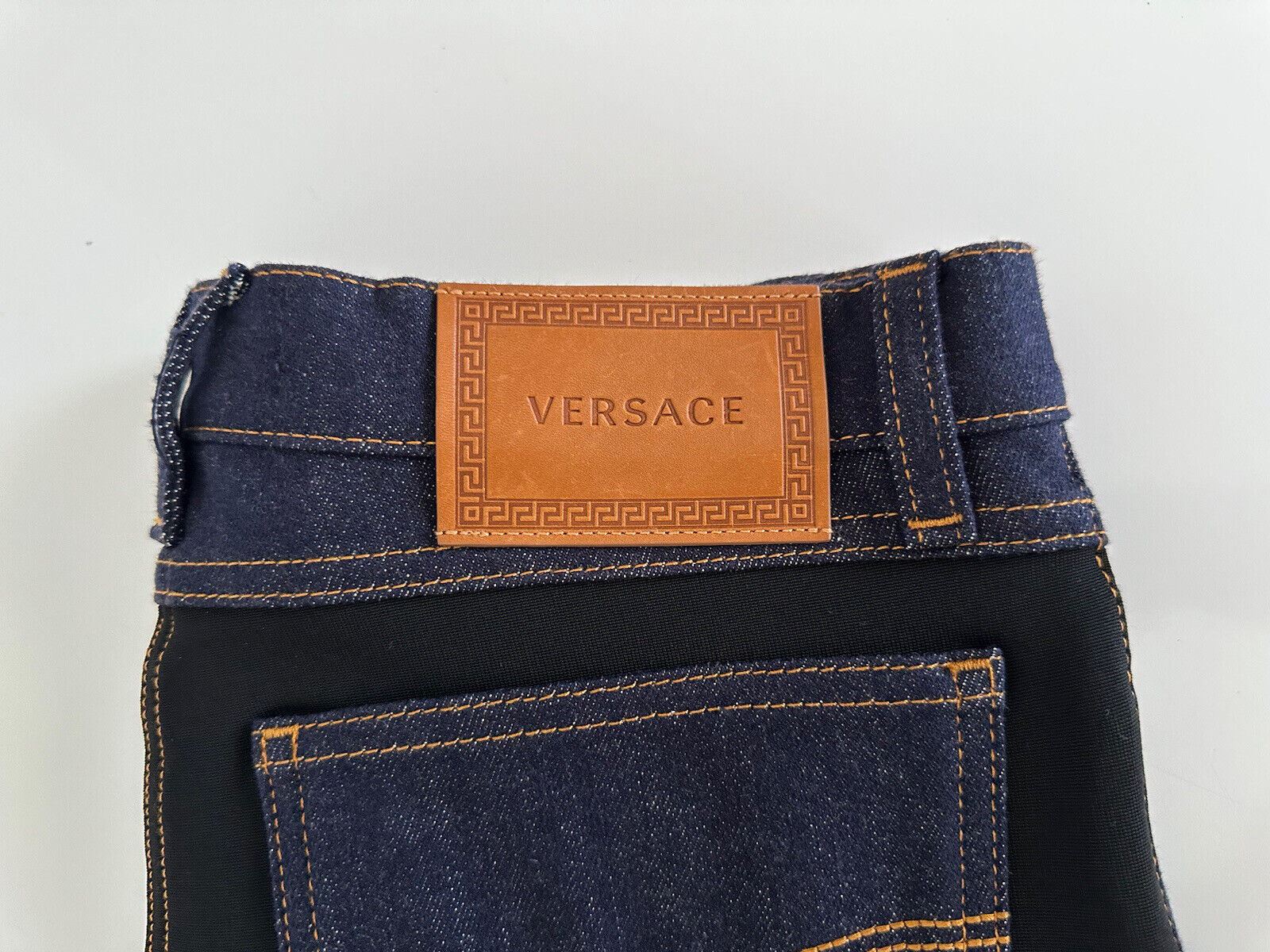 NWT $925 Versace Women's Denim Blue Jeans Size 27 US 1003998 Made in Italy