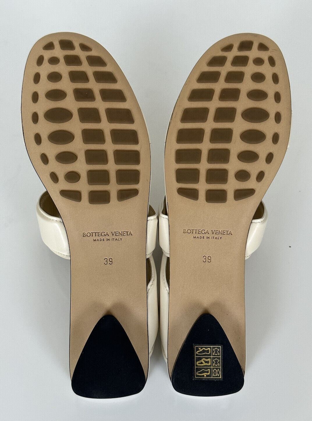 NIB $760 Bottega Veneta Calf Leather Mule Sandals Shoes Sea Salt 9 US 651374