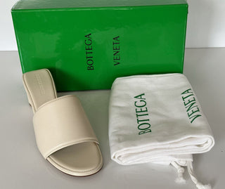 NIB $760 Bottega Veneta Calf Leather Sandals Shoes White 9 US 651378 Italy