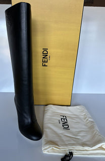 NIB $1550 Fendi Karligraphy Leather Knee Height Black Boots 8 US (38 Eu) 8W8223